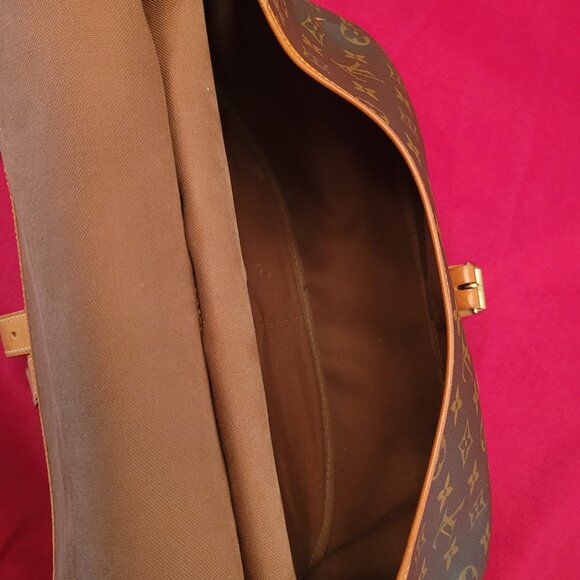 Louis Vuitton Monogram Saumur 30 *Excellent Condition* - Picture 5 of 12